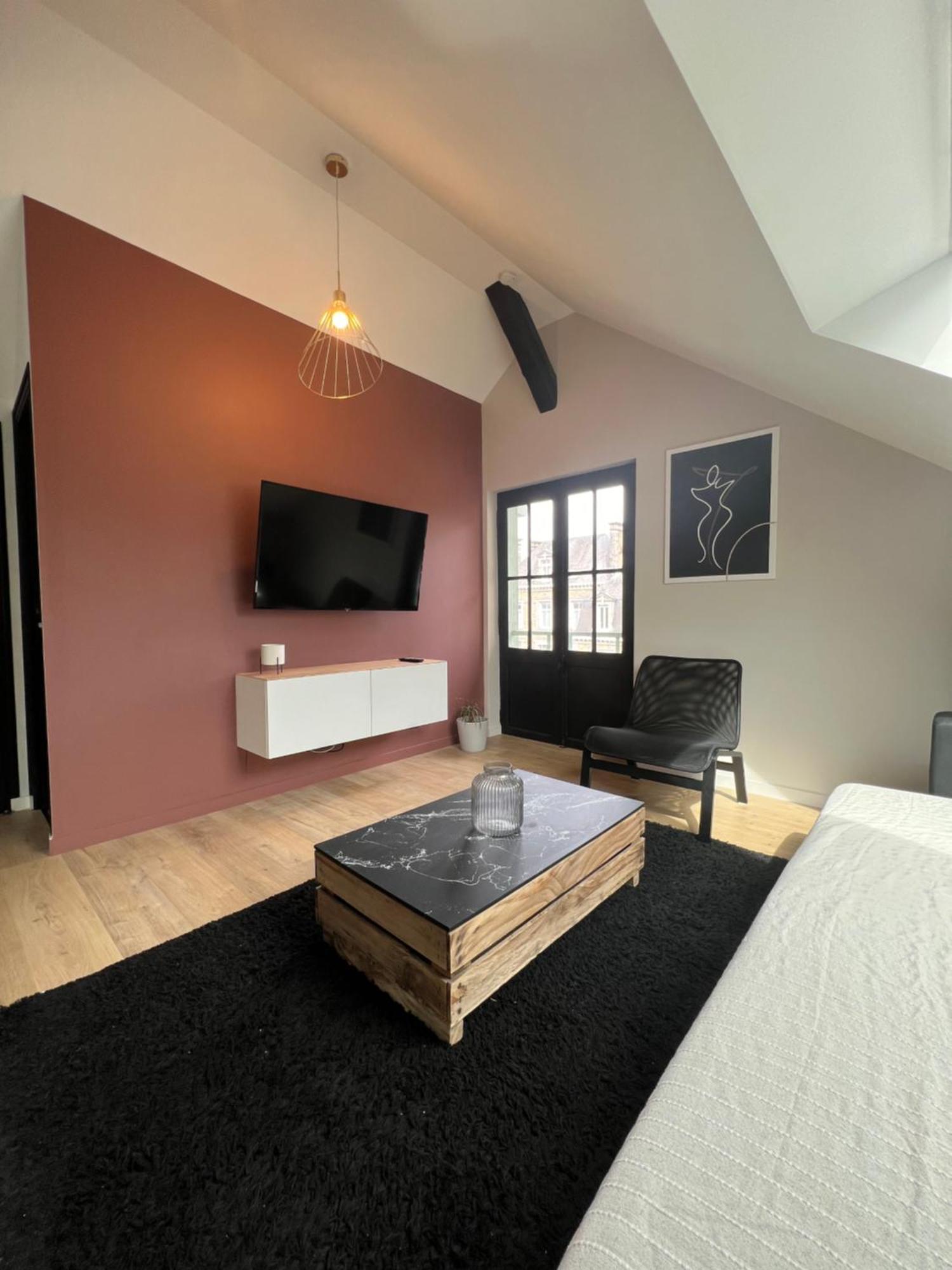 Appartement Spacieux Et Lumineux Proche Du Centre Historique Dol-de-Bretagne Ngoại thất bức ảnh